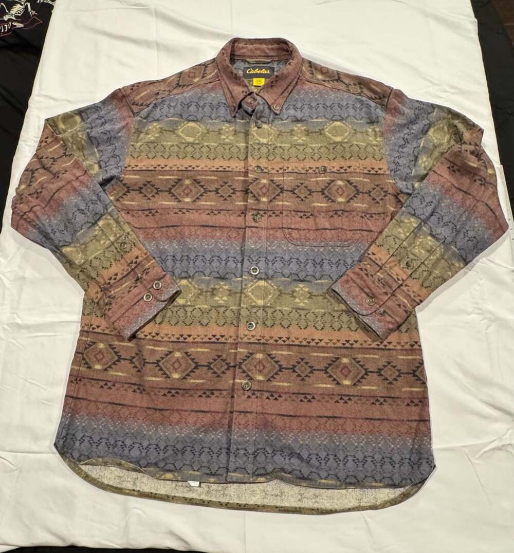 VTG Cabela's Deerskin Soft Chamois Flannel Button Down Shirt Aztec